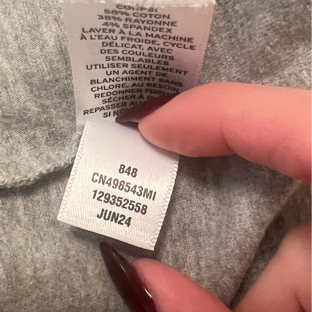 Caslon Relaxed V-Neck T-Shirt Gray XXL - Picture 7 of 7